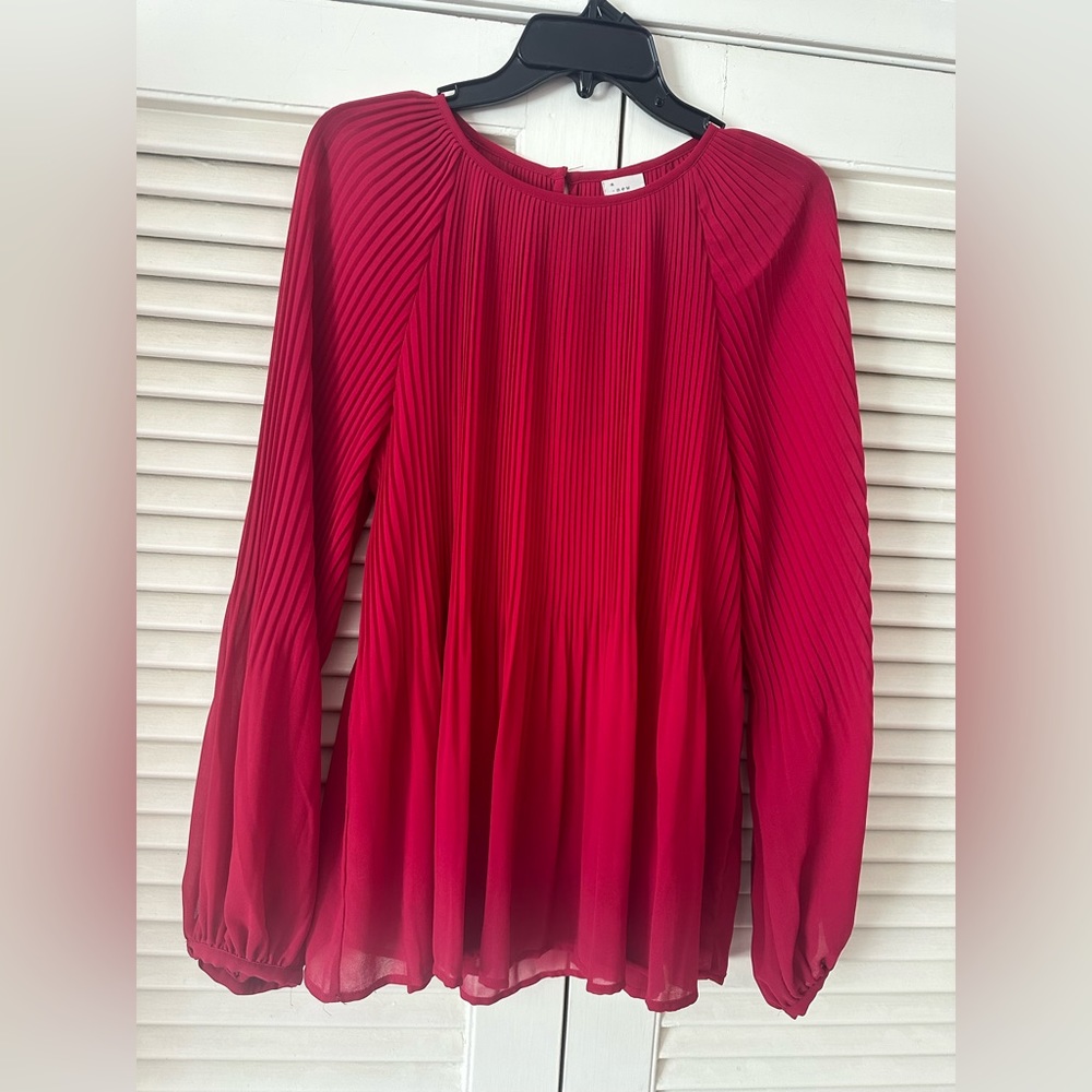LIKE NEW a new day XL CHERRY RED BALLOON SLEEVE BLOUSE WITH ATTACHED CAMISOLE